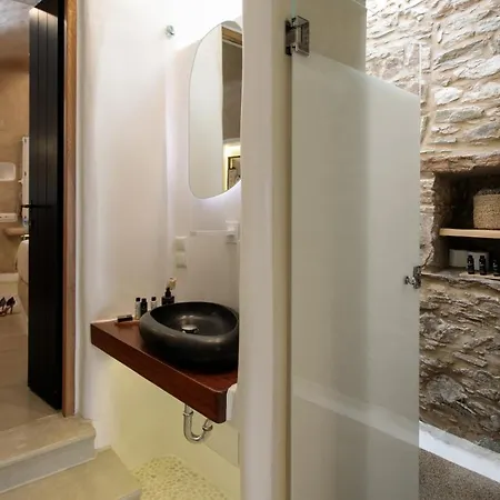 Villa Naxos Heritage Ano Sangrion